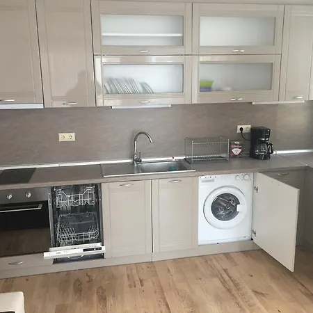 Private Adi Appartement